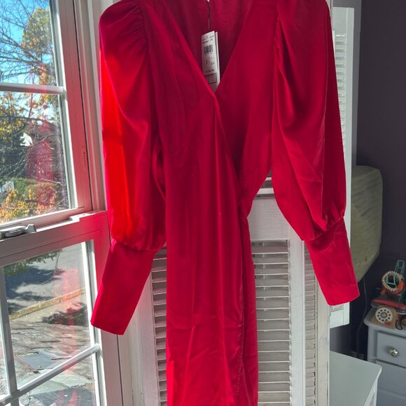 Frankie Blouson-Sleeve Wrap Dress - Picture 2 of 3